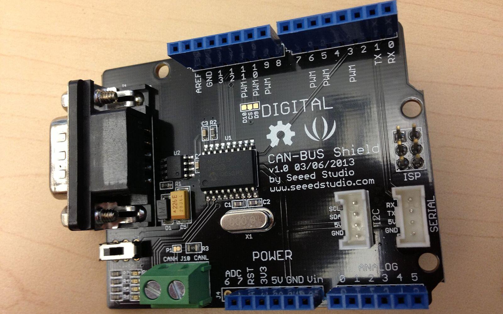 CAN bus interface board with a DB9 connector and CAN_H/CAN_L screw terminal